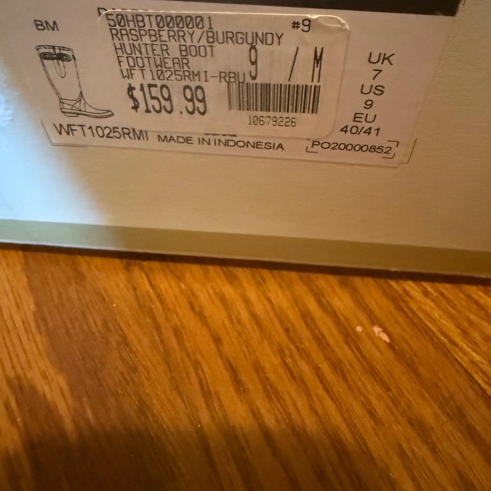 Hunter Raspberry Burgundy Boots - image 4